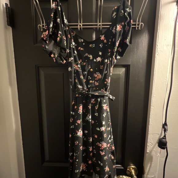 Black Floral Dress W/Belt - Picture 2 of 2